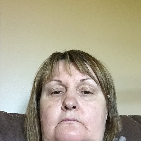 Meet your Posher, Bernadette - Picture 1 of 1